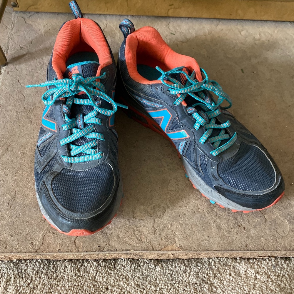 New Balance 410V6 Trail Runner Size 10